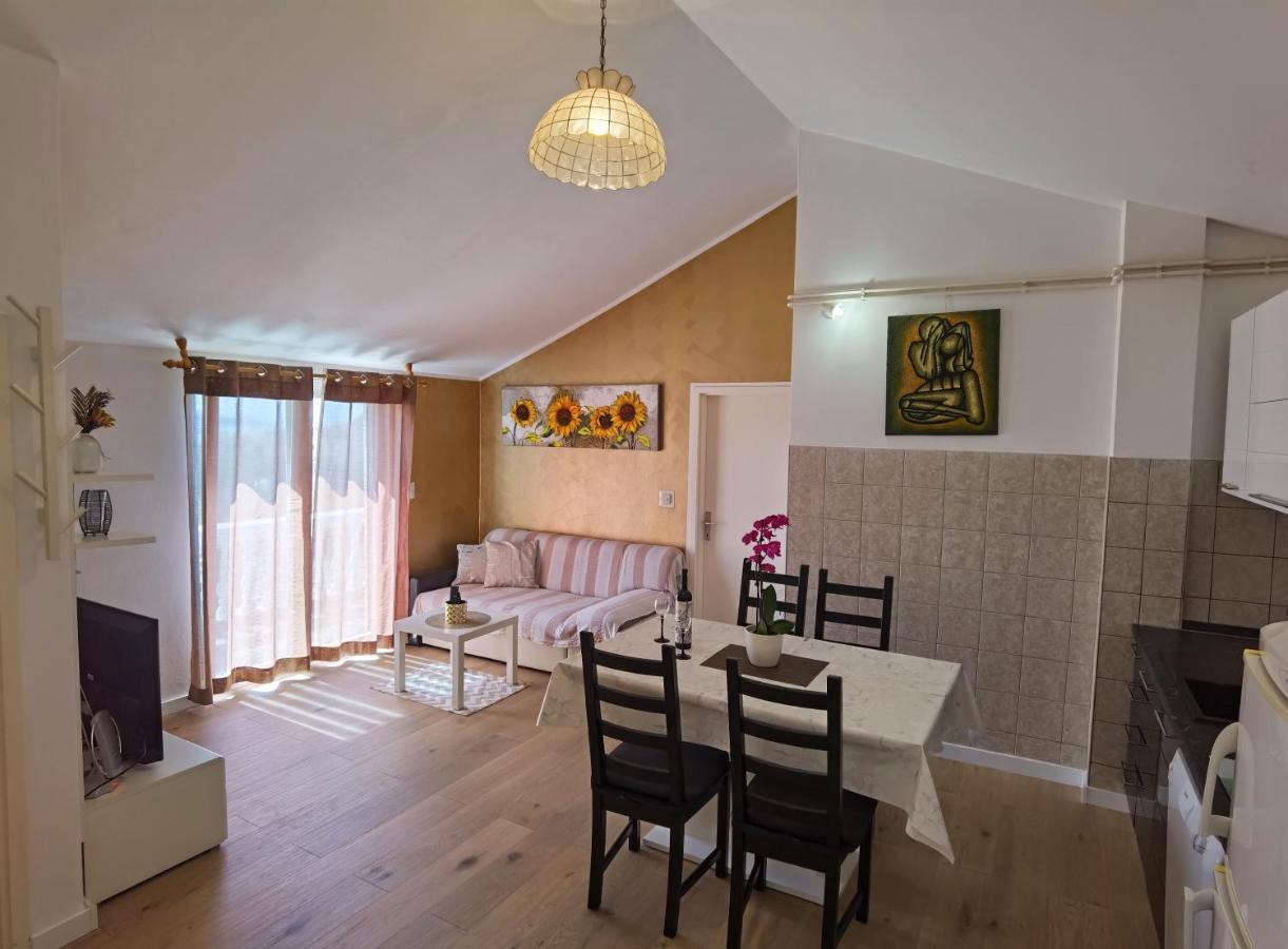 Apartments & Rooms Milena Водице Экстерьер фото